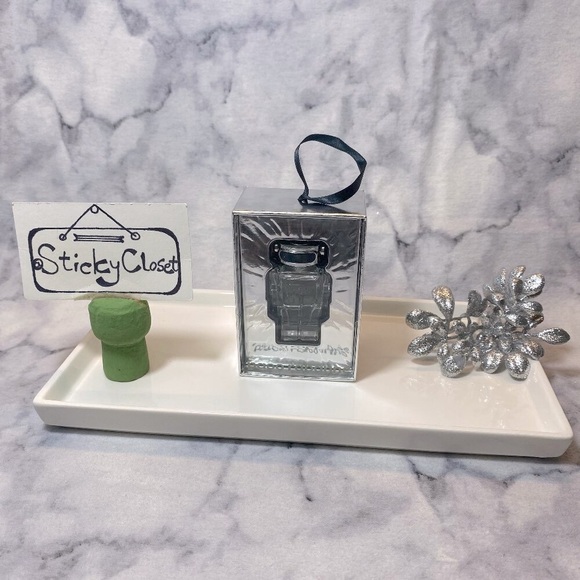 Paco Rabanne Phantom in Xmass Ornament Box, NEW - Mini 0.16 oz. 5 ml. - Picture 2 of 12